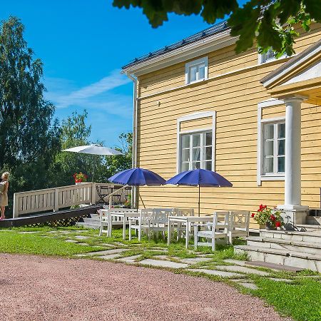 Koivulan Kartano Bed & Breakfast Lohja Ngoại thất bức ảnh